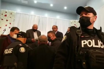 சாணக்கியன் மற்றும் சுமந்திரனுக்கு எதிராக கனடாவில் பாரிய ஆர்ப்பாட்டம்!பதற்றமான சூழல் (VIDEO)