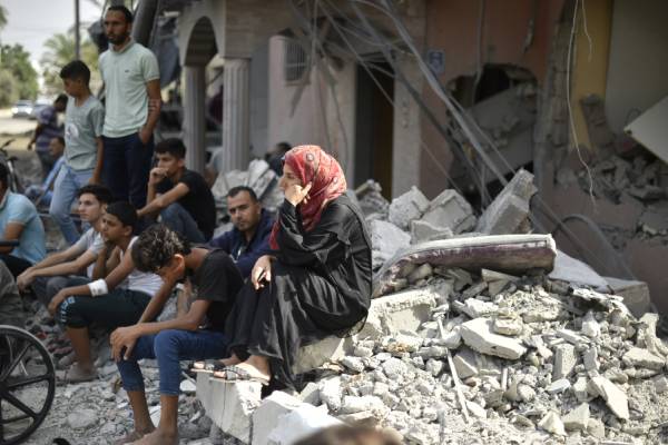 மயானங்களில் வாழும் காசா மக்கள் | Israel Hamas War மயானங்களில் வாழும் காசா மக்கள் | Israel Hamas War