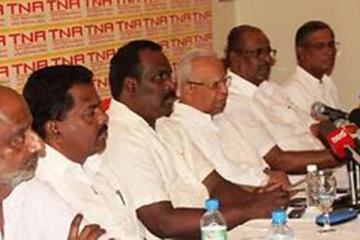 சம்பந்தனை விலகுமாறு செல்வம் அடைக்கலநாதன் பகிரங்க கோரிக்கை