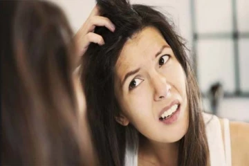 பொடுகு தொல்லையால் அவதிப்படுகிறீர்களா? நிரந்தர தீர்வு இதோ