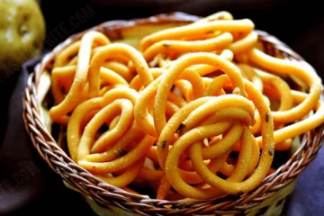 உருளைக்கிழங்கில் முறுக்கு செய்யலாமா? அட்டகாசமான சுவையில் இதோ