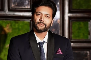 அவருக்கும் எனக்கும் எந்த தொடர்பும் இல்லை.. ரவி மோகன் காட்டமாக வெளியிட்ட விளக்கம்