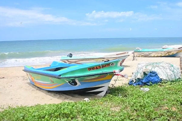 தொடர் கடலரிப்பால் வாழ்வாதாரத்தை இழக்கும் புத்தளம் மீனவர்கள் | Fishermen In Puttalam Area