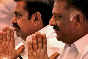 கட்சிக்குள் கொளுத்தி போடும் சசிகலா? மூன்றாக பிரிக்க திட்டம்போடும் கூட்டம்..
