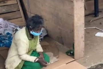 பெற்ற பிள்ளைகள் இருந்த்தும்  75 வயது தாய்க்கு இப்படி ஒரு நிலை!