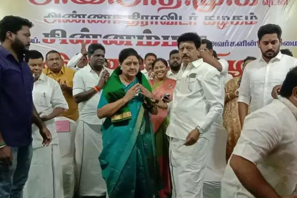 சகோதரனுடன் கைக்கோர்த்த சசிகலா! வலுக்குமா பலம்? - தமிழ்நாடு