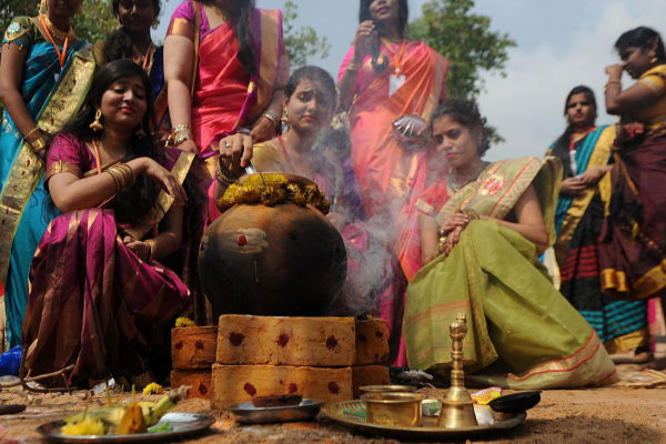 2026: வீட்டில் பொங்கல் வைக்க உகந்த நேரம் என்ன?? முழு விவரங்கள் இதோ | 2026 Pongal Festival Timings And Details