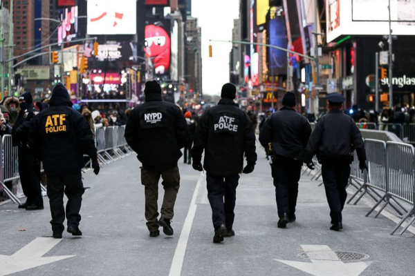 வெளிநாடொன்றில் உள்ள இலங்கையரை கைது செய்ய திறந்த பிடியாணை - ஐபிசி தமிழ்