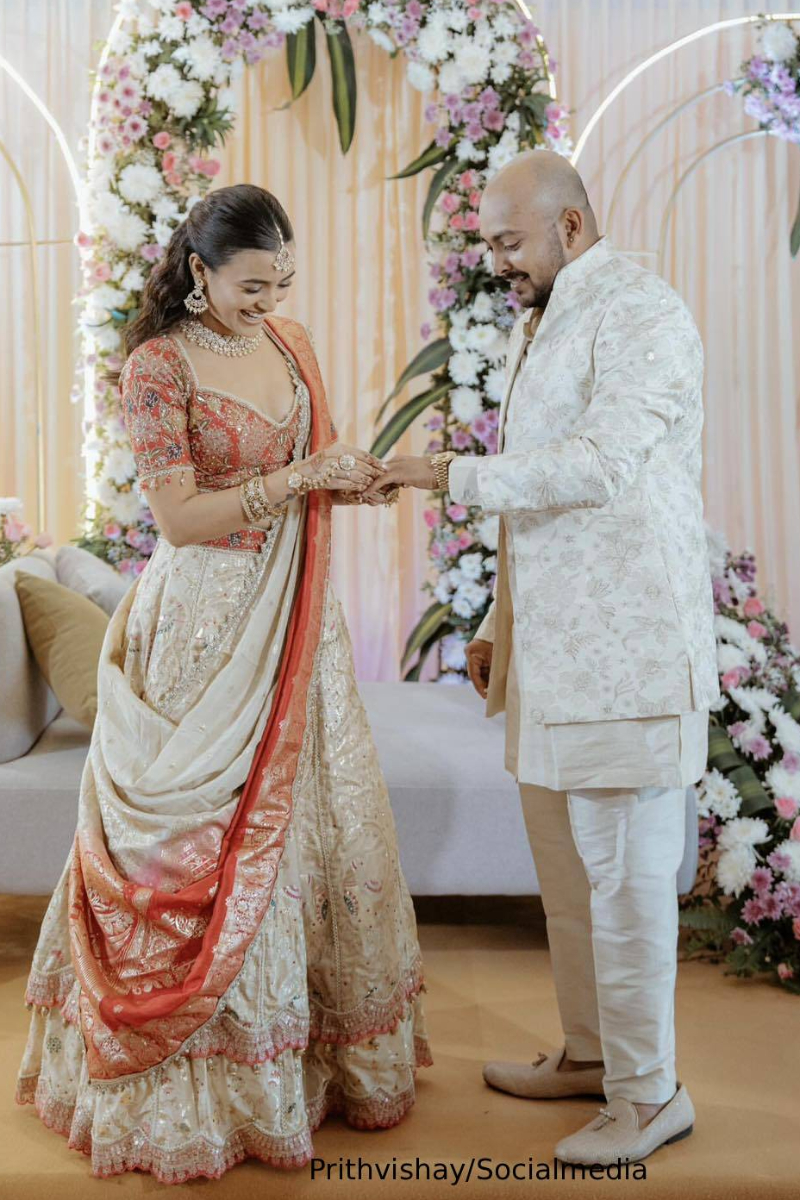 Prithvi Shaw/Akriti Agarwal