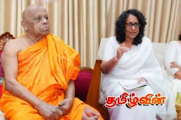 சர்ச்சைகளுக்கு மத்தியில் மகாநாயக்க தேரர்களை சந்தித்த பிரதமர் ஹரிணி