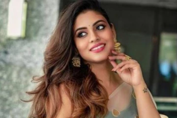 நடிகை இனியாவா இது, படு குண்டாகி இப்படி ஆகிவிட்டாரே?- வீடியோவுடன் இதோ