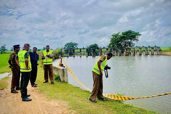 வவுனியாவில் குளத்திலிருந்து காயங்களுடன் சடலமாக மீட்கப்பட்ட இளைஞர்! ஐவர் கைது | Vavuniya Youth Was Rescued Injuries As A Dead Body