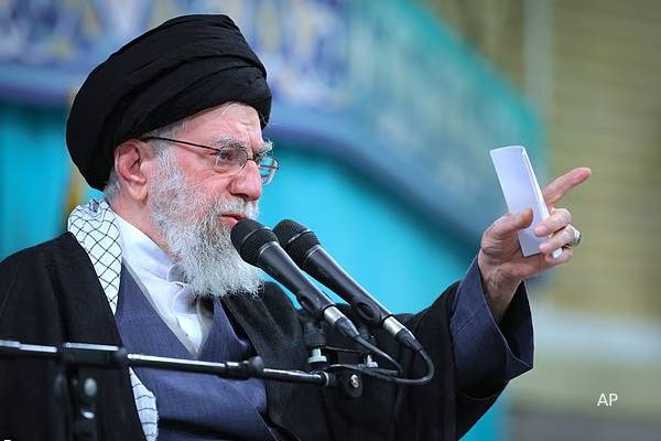 அமெரிக்காவை அடுத்து... ஈரானுக்கு கடும் மிரட்டல் விடுத்த ஐரோப்பிய வல்லரசு நாடொன்று | Merz Says Regime Has No Legitimacy அமெரிக்காவை அடுத்து... ஈரானுக்கு கடும் மிரட்டல் விடுத்த ஐரோப்பிய வல்லரசு நாடொன்று | Merz Says Regime Has No Legitimacy