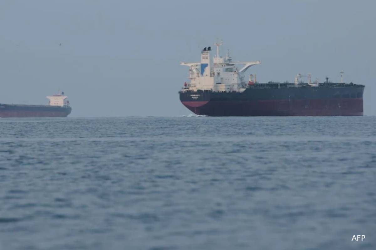 வாய்ப்பே இல்லை... ஹார்முஸ் நீரிணை விவகாரத்தில் ட்ரம்பிற்கு அடுத்த நெருக்கடி அளித்த ஈரான் | No Hormuz Reopen Till Us Blockade