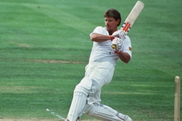 101 சதமடித்த முன்னாள் இங்கிலாந்து கிரிக்கெட் வீரர் காலமானார்