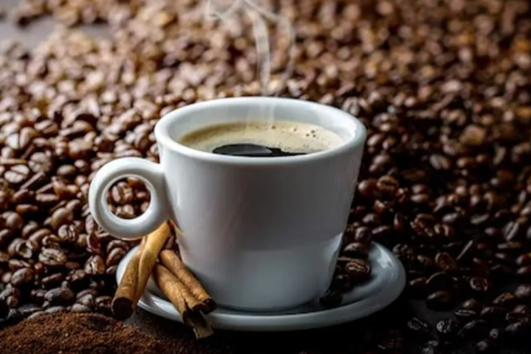 தூங்குவதற்கு முன் மறந்தும் கூட இந்த உணவுகளை சாப்பிடாதீங்க.. | Avoid These Foods Before Sleeping At Night