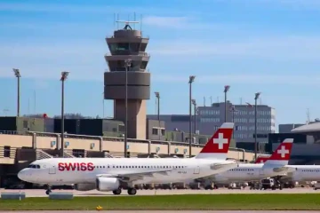 சுவிஸ் வான்வெளி திடீர் மூடல்.. விமானங்கள் உடனடி தரையிறக்கம்.! பயணிகள் குழப்பம்