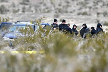 பாதி எரிந்த நிலையில் நான்கு உடல்கள்... பாலைவனத்தில் பகீர் சம்பவம்: அதிகாரிகள் வெளியிட்ட தகவல்