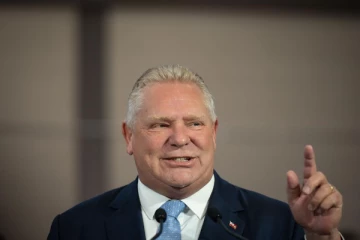 டக் ஃபோர்டுக்கு மூன்றாவது முறையாக வெற்றி