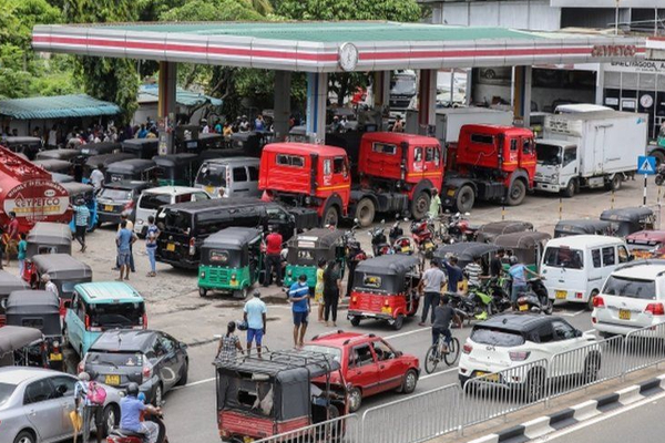 எரிபொருள் நிலைய முகாமையாளர் மீது தாக்குதல்! | The Suspect Who Attacked The Gas Station Manager