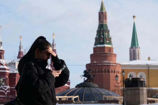 ரஷ்யாவில் வட்ஸ்அப் செயலிக்கு பதிலாக நடைமுறையில் உள்ள புதிய செயலி | Mex App Replaces Whatsapp In Russia