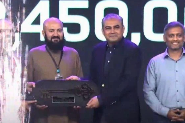 PSL வரலாற்றில் புதிய சாதனை: 2.45 பில்லியன் ரூபாய்க்கு ஏலம் போன முல்தான் அணி! | New Record Psl History Multan Team Auctioned 2 45B