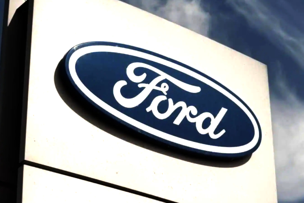 Ford Chennai plant reopening 2025, Ford India Rs 3250 crore investment, Ford next-gen engine manufacturing, Tamil Nadu auto industry growth, Ford Maraimalai Nagar factory, Ford India job creation 2025, Ford MoU with Tamil Nadu government, Ford export vehicles from India, Ford manufacturing revival Chennai, Ford powertrain production India