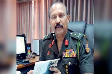 பாதுகாப்பு செயலர் பதவி : நீக்கப்படுகிறார் கமால் குணரத்தன...!