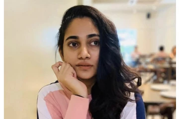 ரசிகர்களை கவரும் வகையில் புகைப்படத்தை வெளியிட்ட லாஸ்லியா.. இன்ஸ்டாகிராமில் வைரல்