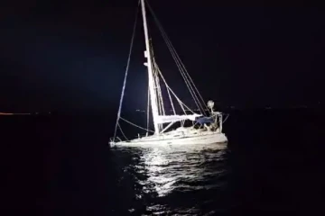 ரூ.4 கோடி மதிப்புள்ள படகை கடலில் மூழ்கடித்த கில்லர் திமிங்கலங்கள்