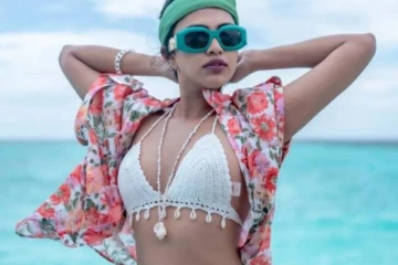 என்ன அம்மு இதெல்லாம்!! பிகினி ஆடையில் பீச் புகைப்படத்தை வெளியிட்ட நடிகை அமலா பால்