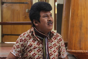 கல்யாண பொண்ணு மண்டபத்தில் செய்ற வேலையா இது! (வீடியோ)