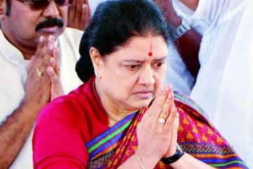 கோவை பள்ளி மாணவி தற்கொலை - கொந்தளித்த சசிகலா