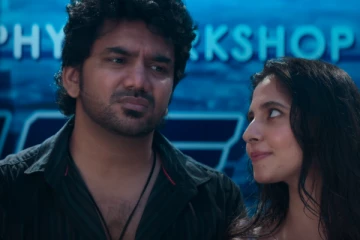 கிஸ் பண்ணா மொத்த எதிர்காலமும் தெரியுதா.. கவினின் ‘கிஸ்’ பட ட்ரெய்லர்