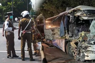 இன்று அதிகாலை கோரவிபத்தில் சிக்கிய சொகுசு பேருந்துகள்