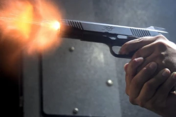 වෙඩි තැබීමකින් 10ක් ජිවිතක්ෂයට.. (VIDEO)