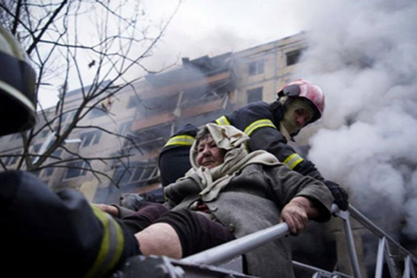 உக்ரைன் மீதான ரஷ்யாவின் மூர்க்கத்தனமான ஆக்கிரமிப்பு நடவடிக்கை- மீண்டும் பாரியளவில் அதிகரிக்கப்படவுள்ள பொருளாதார தடை! - ஐபிசி தமிழ்