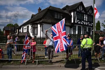 இங்கிலாந்தை விட சோமாலியா பாதுகாப்பானது; கண்ணீர்விடும் ஏதிலி!