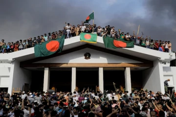 இடைக்கால அரசாங்கத்தை ஏற்கமாட்டோம்; பங்களாதேசில் மாணவர்கள் போராட்டம்!