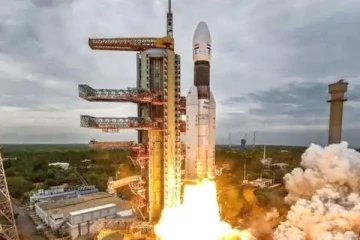 வெற்றிகரமாக ஏவப்பட்ட பி.எஸ்.எல்.வி சி52 ராக்கெட் - இஸ்ரோ விஞ்ஞானிகளுக்கு உலக நாடுகள் பாராட்டு