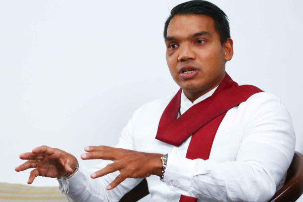 புலிகளை ஊக்குவித்தவர்கள் முதலீட்டாளர்கள் ; நாட்டைப் பாதுகாத்தவர்கள் குற்றவாளிகளா? நாமல் கேள்வி | R Those Who Defended The Country War Criminals