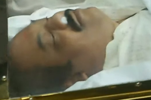 நடிகர் விவேக்கிற்கு மாலை 5 மணிக்கு இறுதிச் சடங்கு- பிரபலங்கள் இரங்கல் | Viveak Death