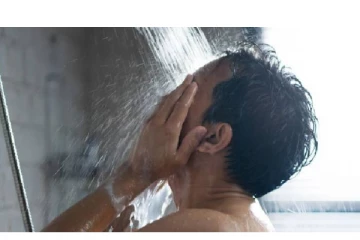 5 ஆண்டுகளாக குளிக்காமல் இருந்த மருத்துவர்..காரணத்தை கேளுங்க -ஆடிபோய்டுவீங்க!