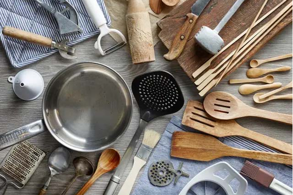 இதை யாருக்கும் தானமாக கொடுக்காவும், வாங்கவும் செய்யாதீங்க! துரதிர்ஷ்டம் துரத்துமாம் | Don T Give Donate Some Things Avoid