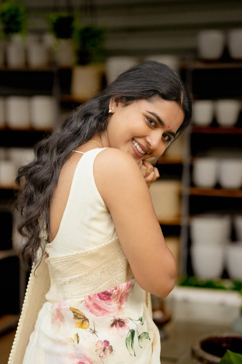 ஹார்ட் பீட் வெப் சீரிஸ் நடிகை தீபா பாலுவின் லேட்டஸ்ட் புகைப்படங்கள் | Heart Beat Web Series Actress Deepa Balu Photos