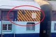 இந்திய ரயில்களில் இருக்கும் இந்த கோடுகளுக்கு என்ன அர்த்தம் தெரியுமா?