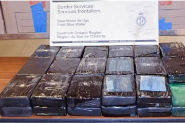 கனடாவிற்குள் 187 கிலோ கொக்கெய்ன் கடத்த முயற்சித்தவர் கைது