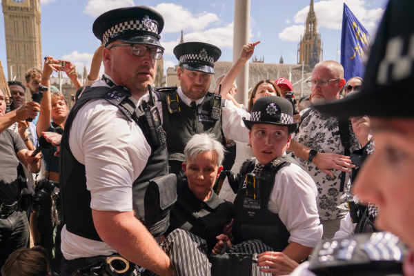 லண்டனில் அதிரடியாக கைது செய்யப்பட்ட150 பேர்.. | Arrests Rally Against Palestine Action Ban London