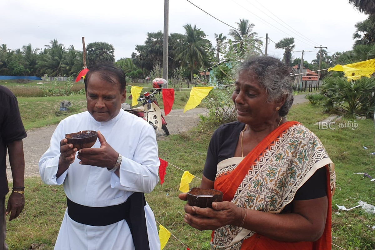 வடுக்களைச் சுமந்து வரும் 17 ஆவது ஆண்டு: தமிழர் பகுதிகளில் தொடரும் நினைவேந்தல்கள் | Mullivaikkal Remembrance Week Day 2 Events