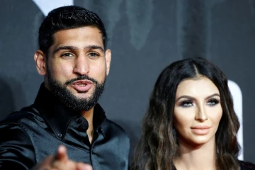 லண்டனில் துப்பாக்கி முனையில் அமீர்கானிடம் கொள்ளையடித்த மர்ம நபர்கள்!